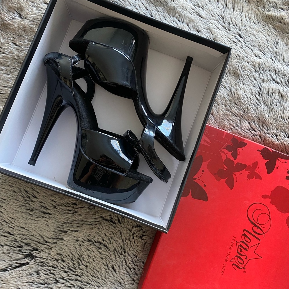 Pleaser Glossy Black Platform Heels